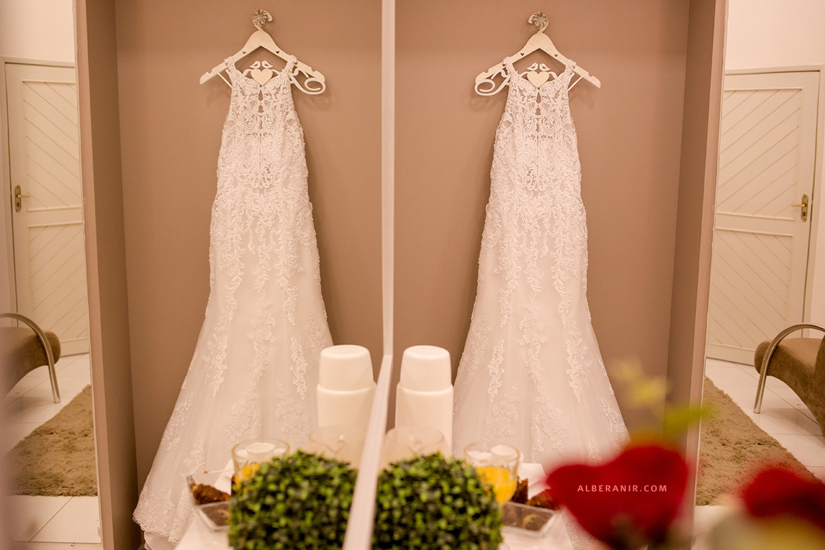 Vestido da Noiva - Salão Valdenia Lima