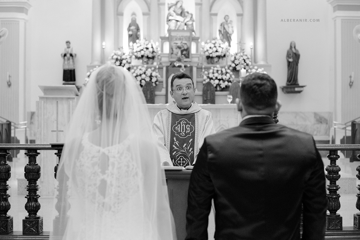 Casamento Kalliane e Wellisson na Catedral de Sant'Ana em Caicó.
