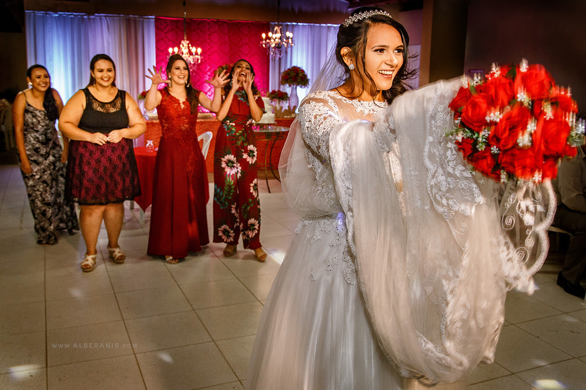 Maiza e Marinildo. Casamento Jardim do Seridó. Igreja Sagrado Coração de Jesus.