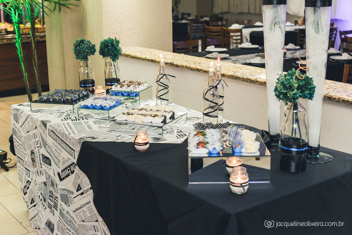 decoração mesa doces formatura