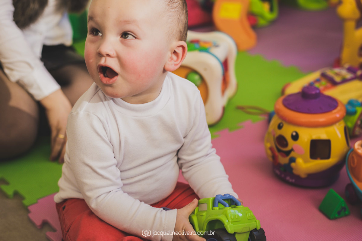 amigo da antonella brincando