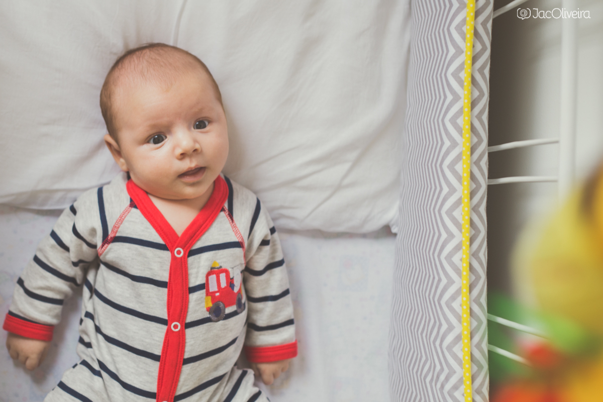 macacao listrado vermelho e azul bebê