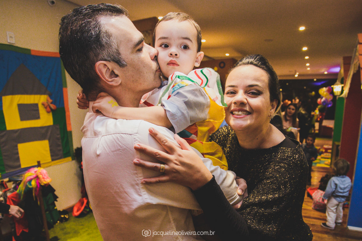 familia posando aniversario infantil igor