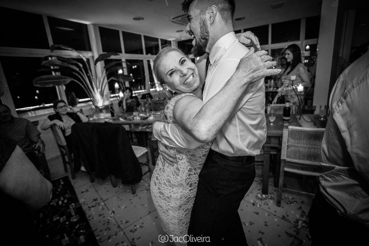 Guilherme Martini com tia alegre