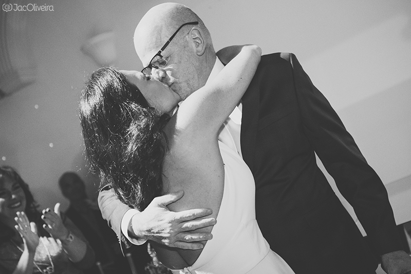fotografo casamento porto alegre beijo apaixonado roberta e fernando