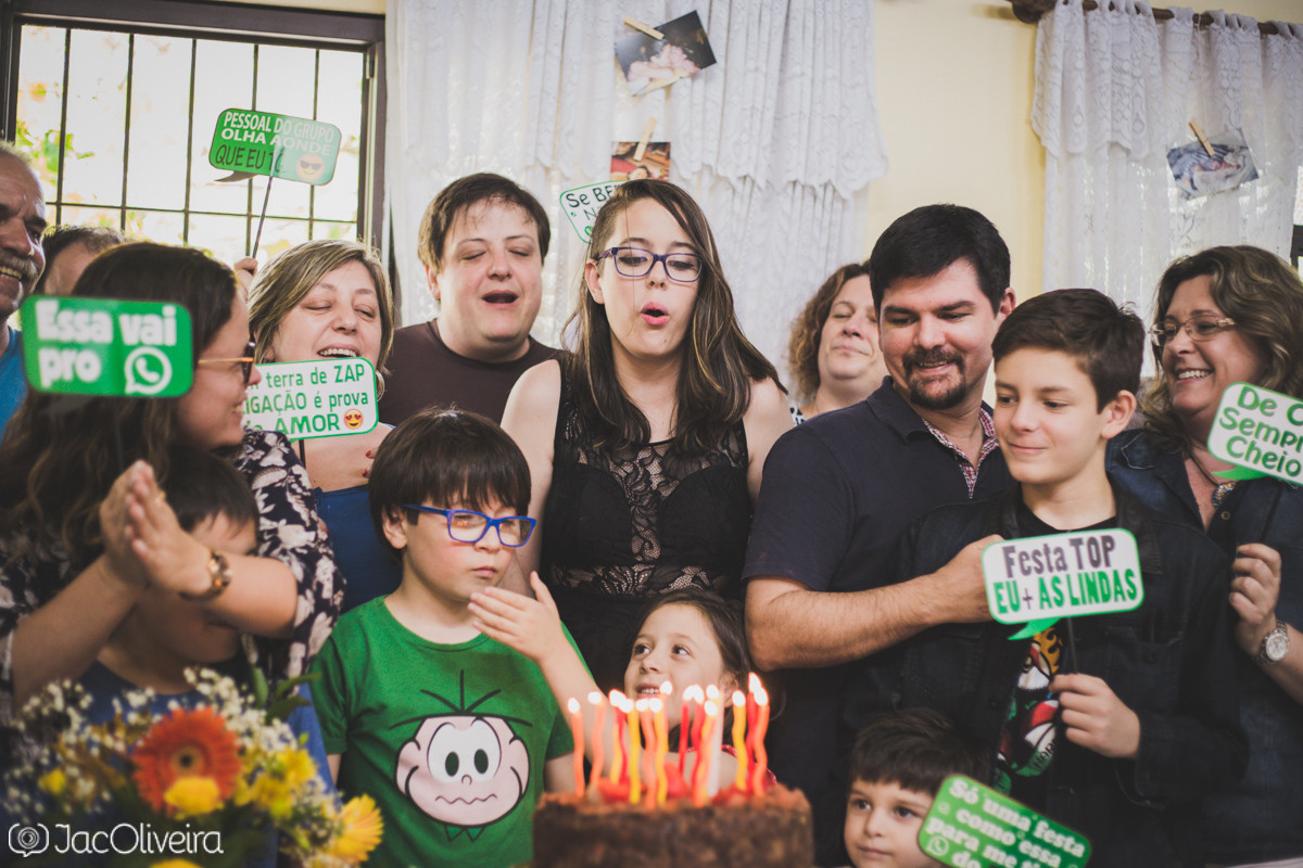 fotografia 15 anos soprando vela