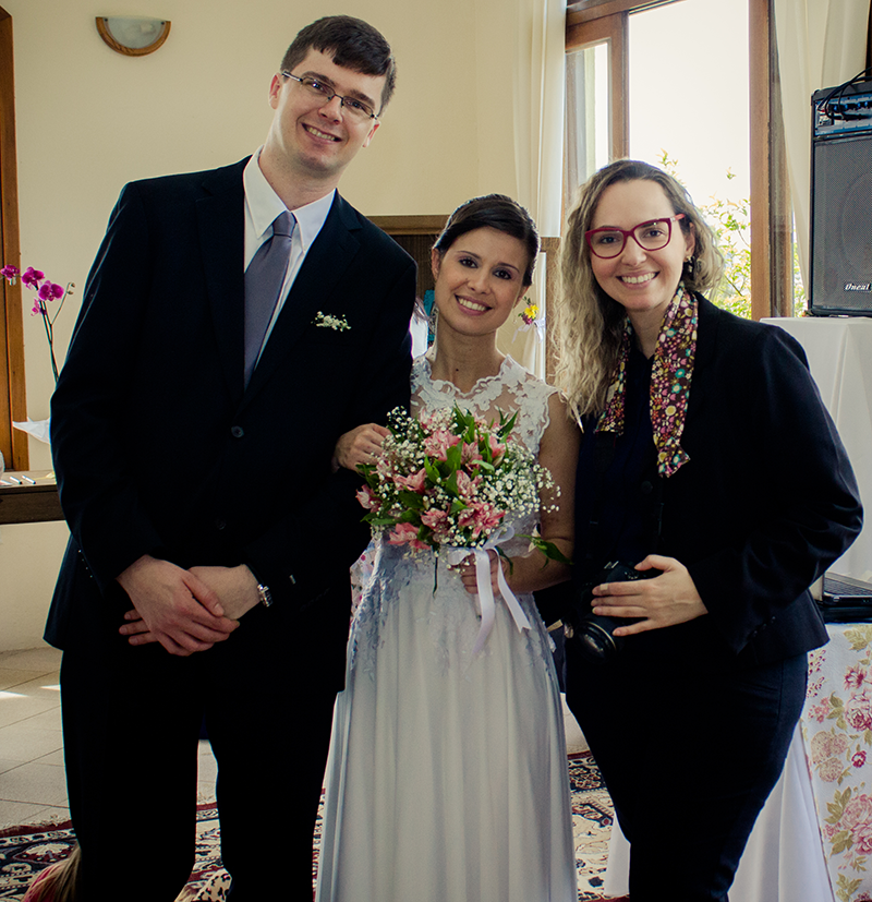 fotografo casamento porto alegre fotografa com noivos