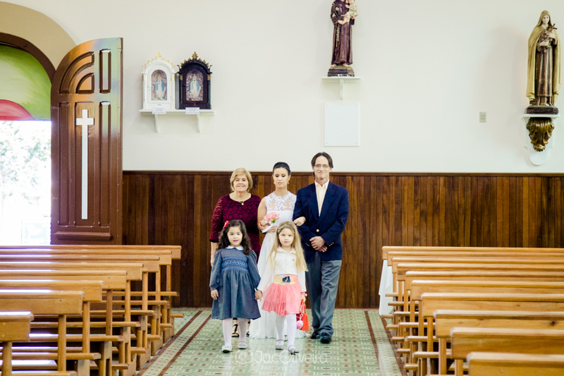 fotografo casamento porto alegre caxias do sul noiva entrando com pais