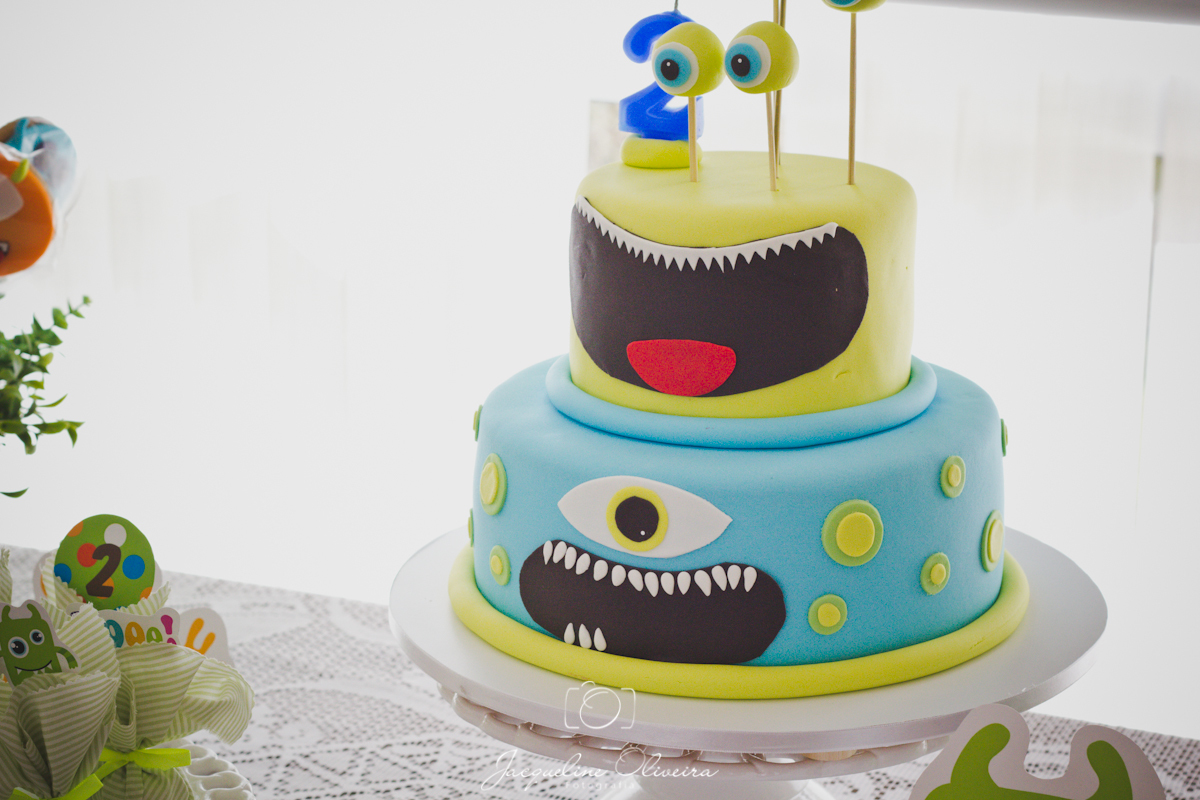 bolo monstros