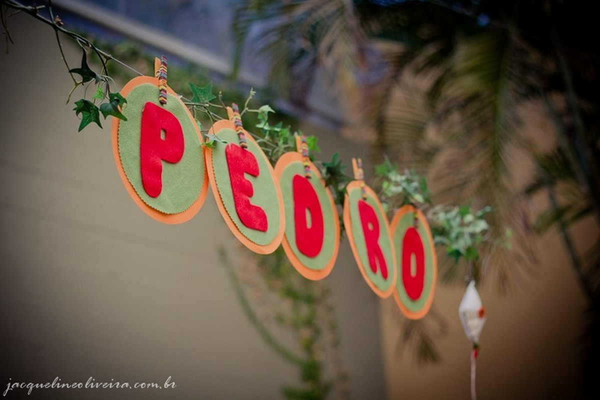 palavra pedro decoração