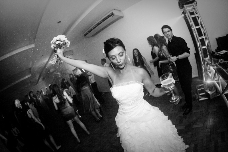 fotografo casamento porto alegre noiva antes de jogar bouquet