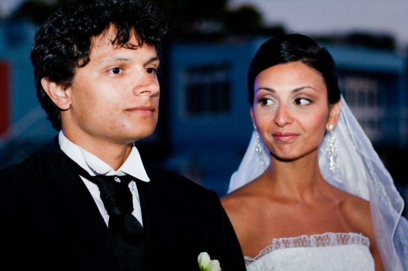 noiva olhando para o noivo