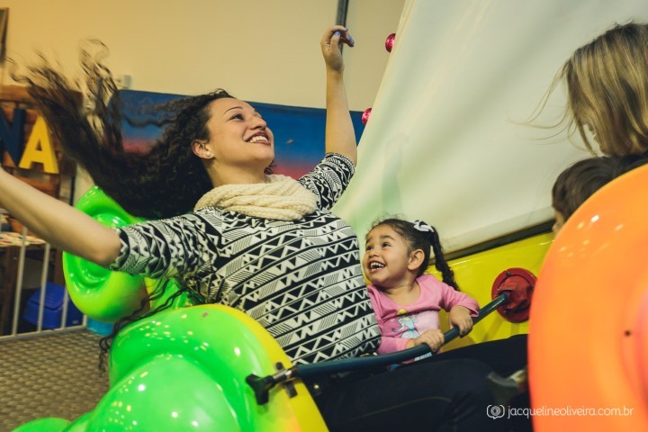 foto de cabelos ao vento no barco