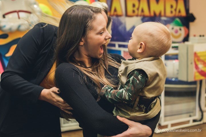 fotografia infantil irmã e irmão mais novo