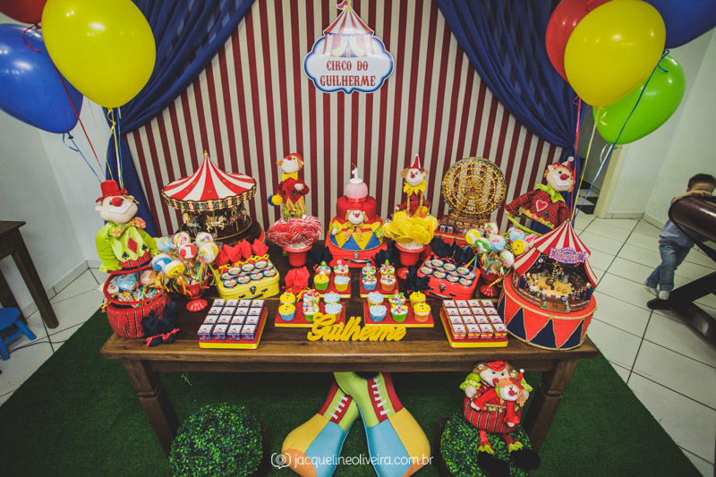 decoração infantil circo mesa do bolo