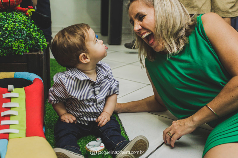 foto da tia com guilherme no aniversário