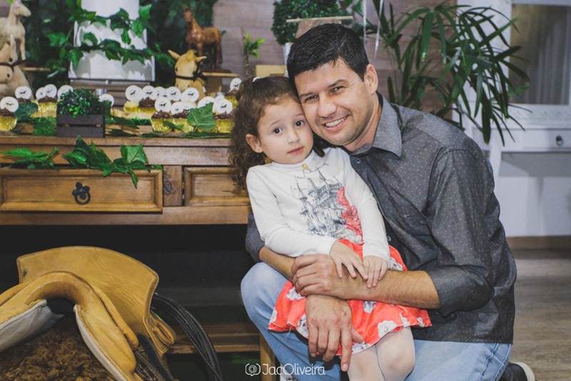 foto do pai com a filha na estrela mágica