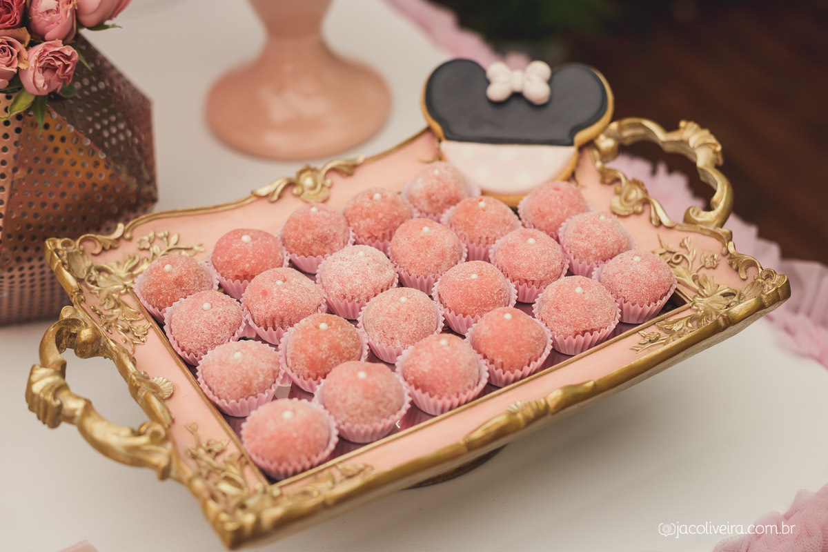 docinhos rosas para festa infantil porto alegre