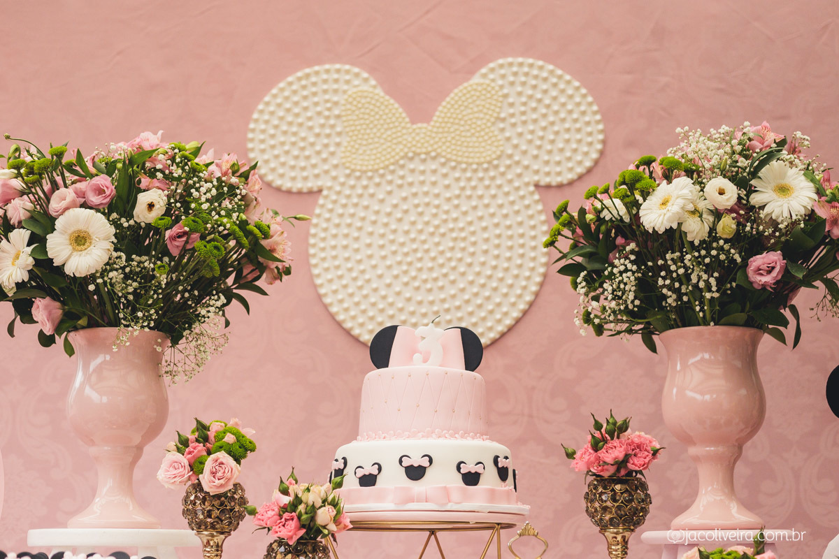 mesa do bolo aniversario infantil minnie