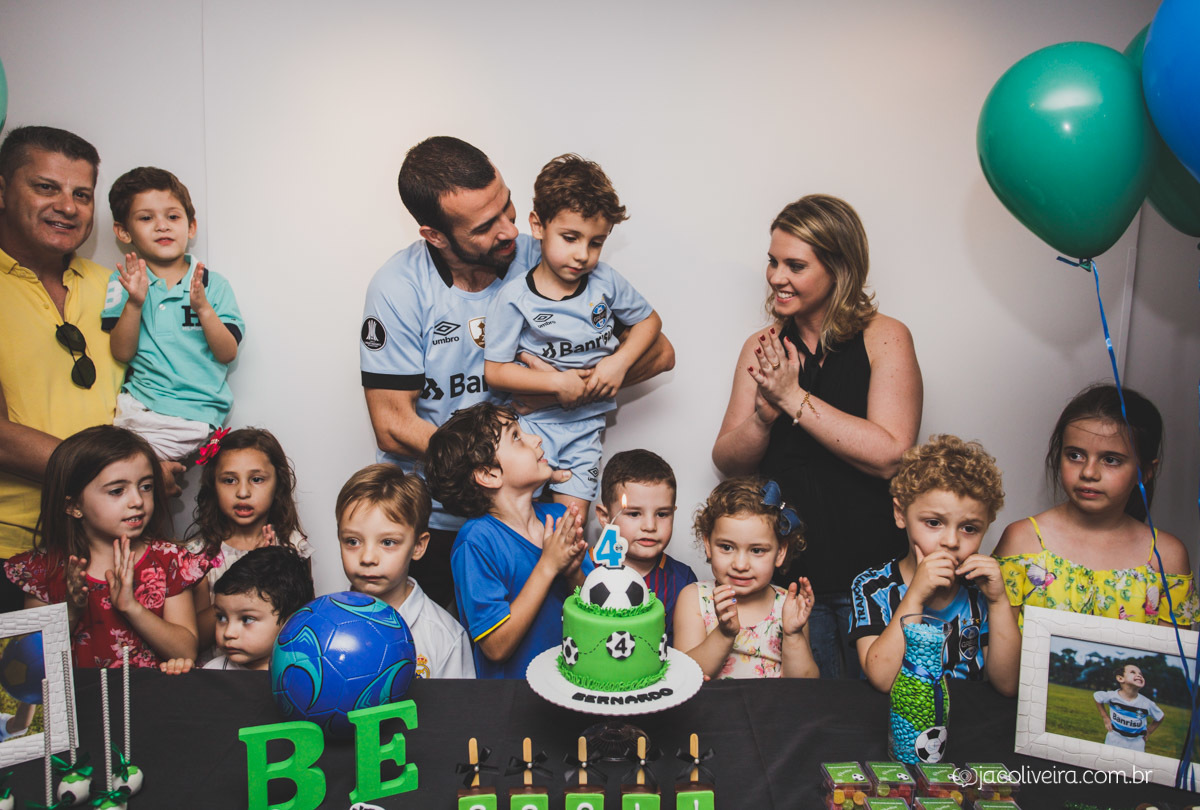 fotografo infantil hora do parabens bernardo em porto alegre