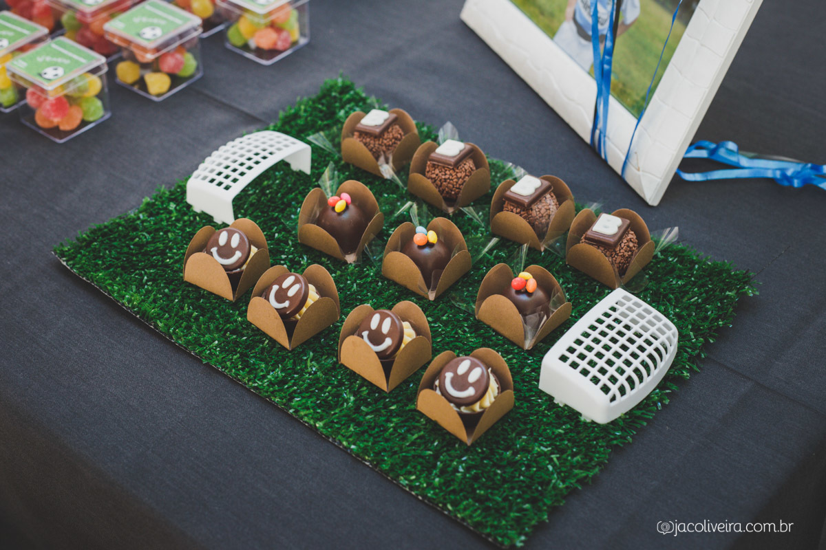 fotografia infantil porto alegre doces campo de futebol