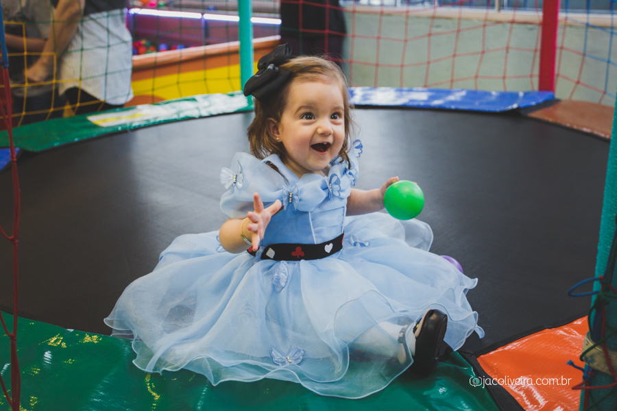 foto giovana cama elástica fotografia aniversário 1 ano