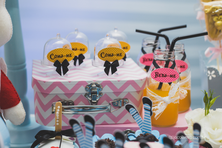 fotografo em porto alegre decoração mesa alice no pais das maravilhas 