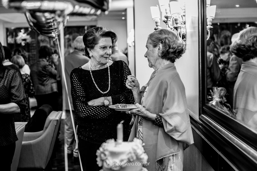 fotografo porto alegre eventos amigas conversando chá da tarde plaza são rafael