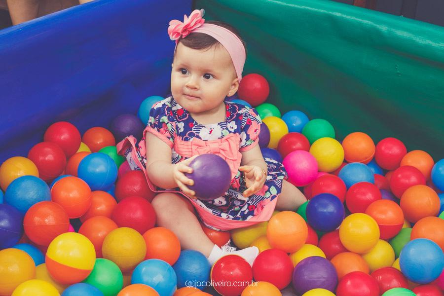 fotografia infantil porto alegre piscina de bolinhas