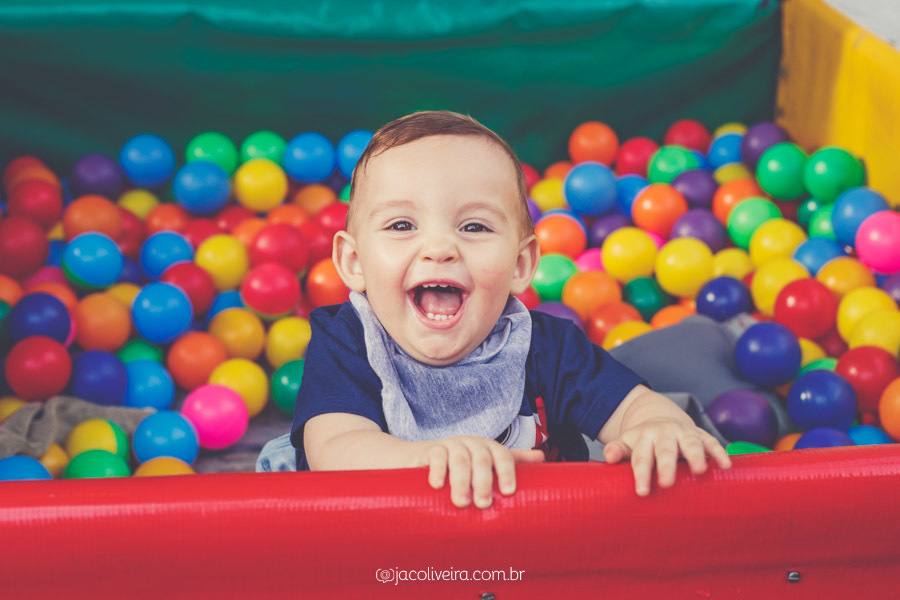 fotógrafo em porto alegre aniversário infantil crianças na piscina