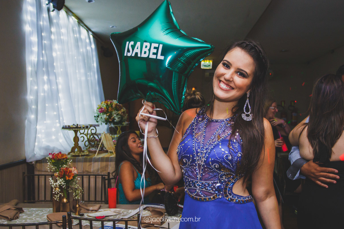 formanda e balão com nome fotografo de formatura porto alegre