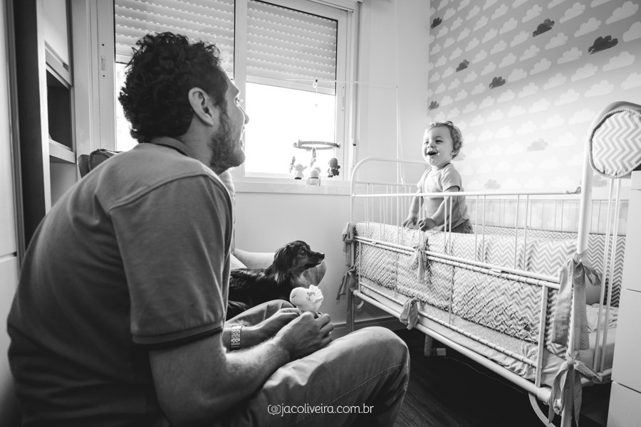 fotografo porto alegre ensaio documental de família e ensaio infantil no quarto do bebê