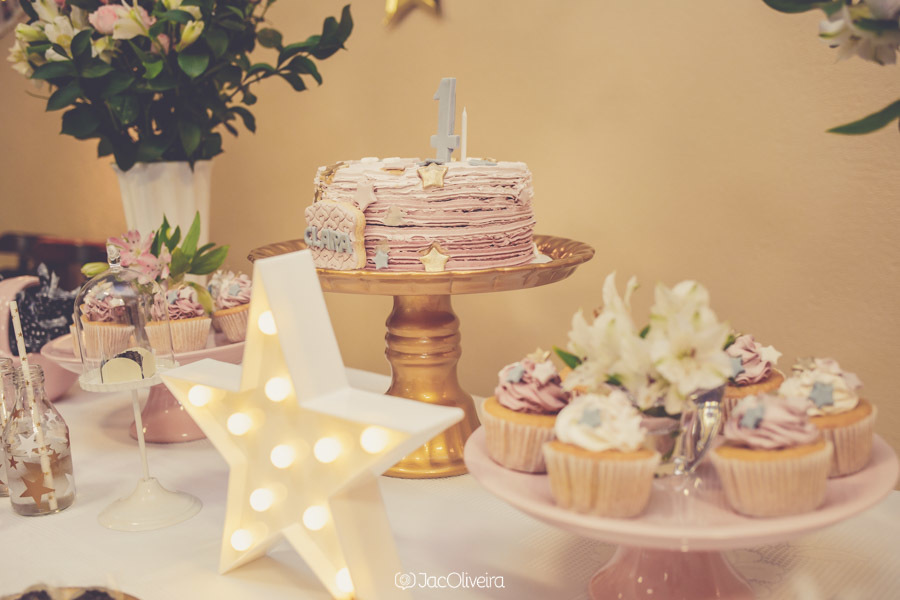 bolo infantil estrelas caca cupcake e cia porto alegre