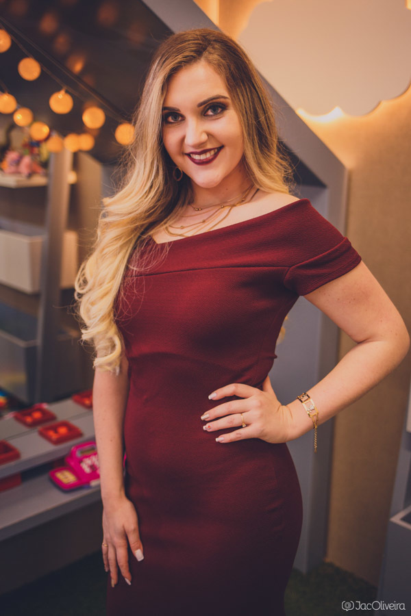 retrato formanda em jornalismo unisinos