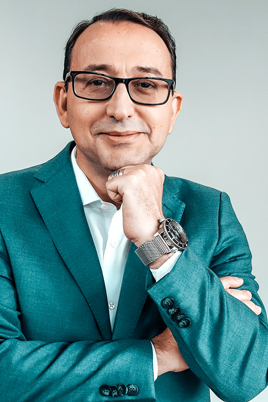 Retrato Corporativo - José Roberto Marques 