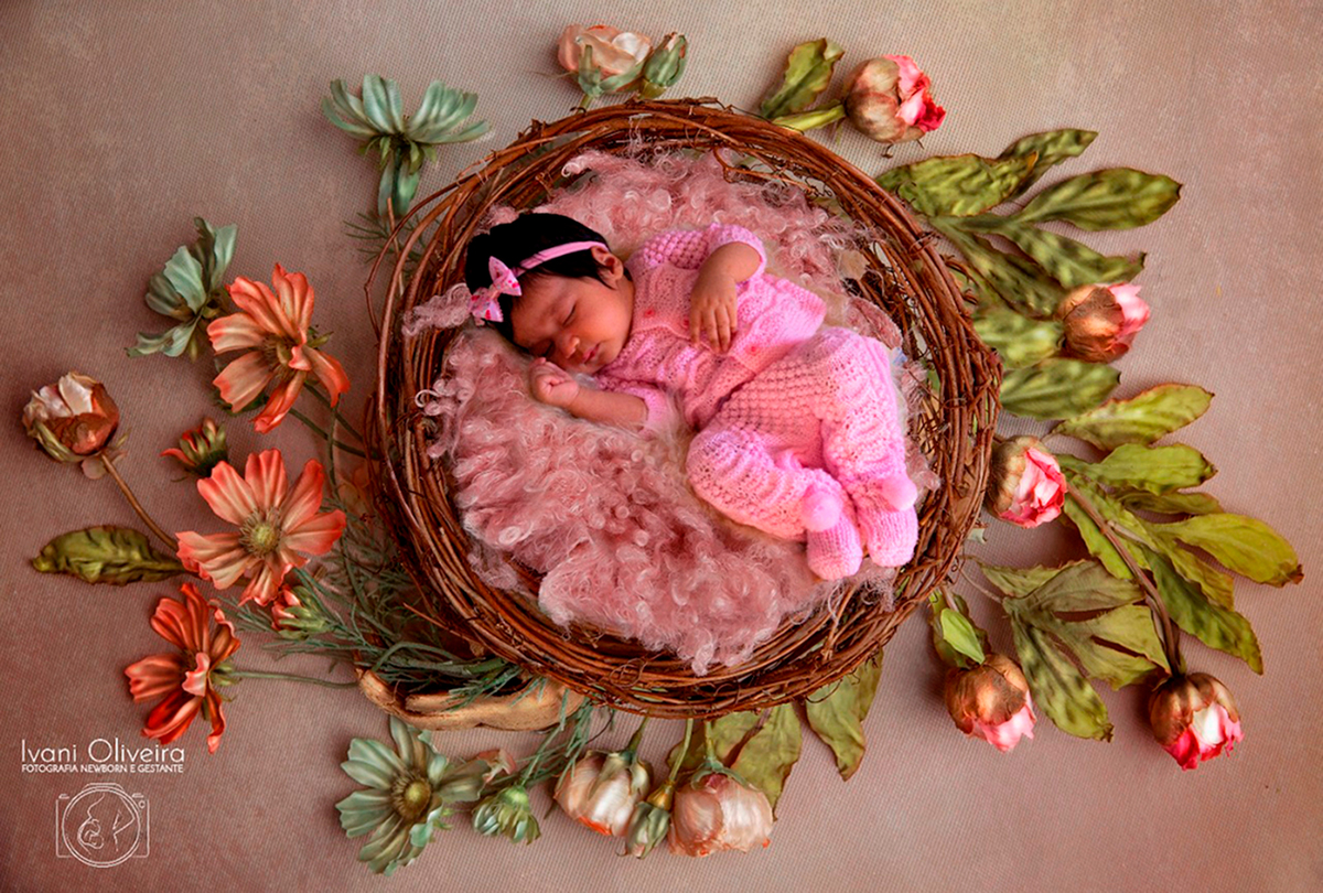 Imagem capa - Ensaio Newborn  por Ivani Brito de Oliveira