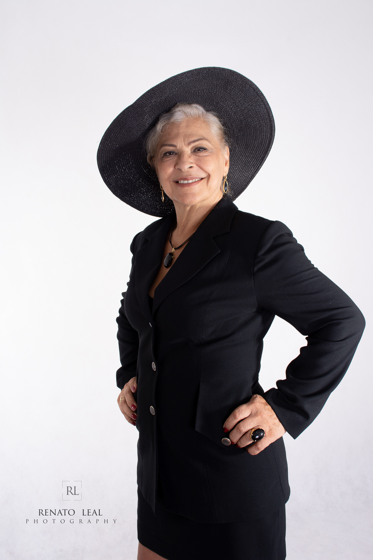 ator; book comercial, 