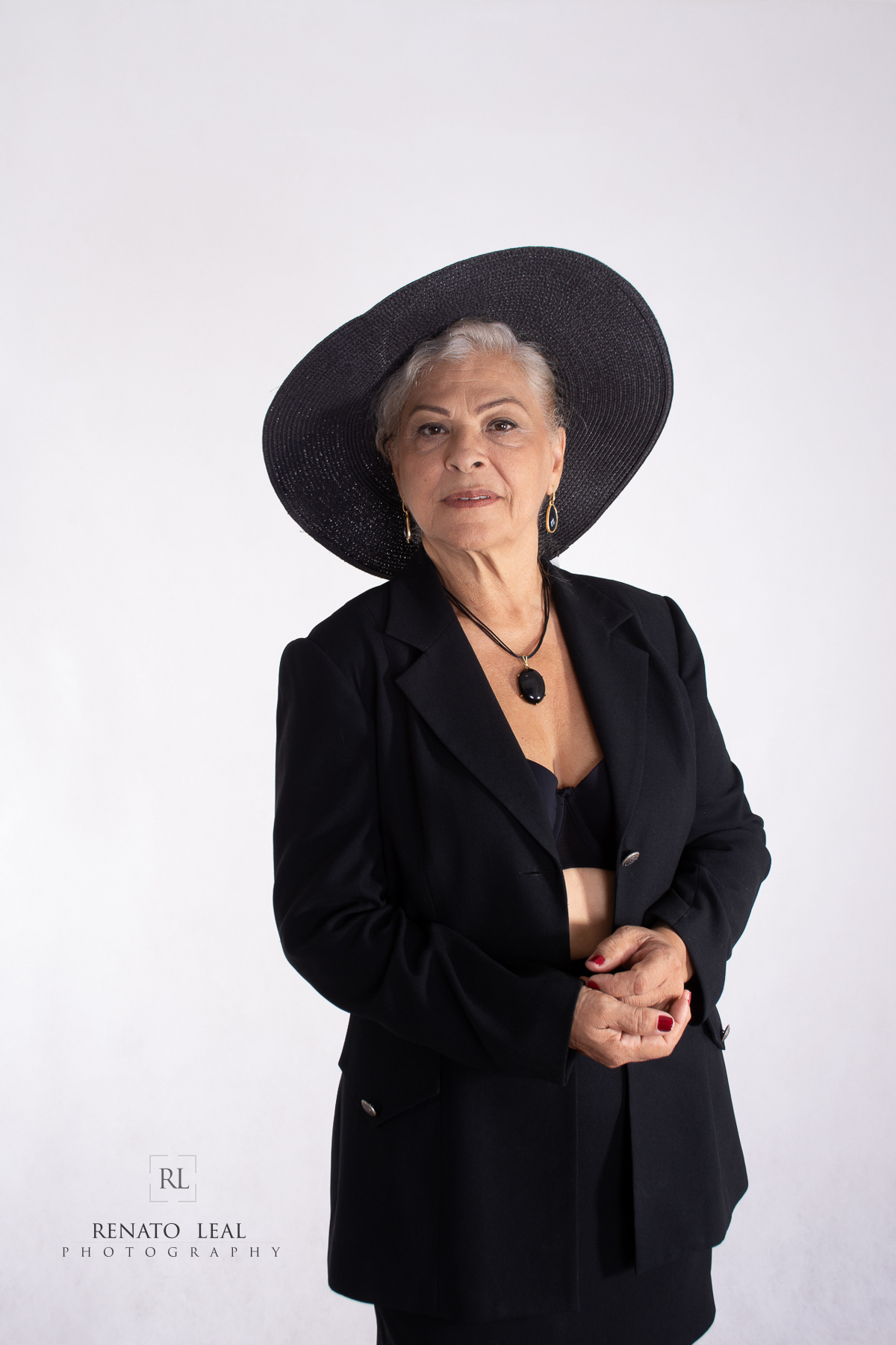 ator; book comercial, 