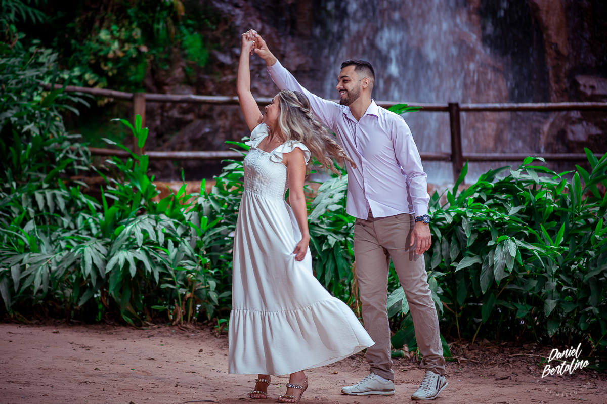 ensaio-pré-casamento-recanto-das-cachoeiras-brotas-macatuba-patricia-e-wesley