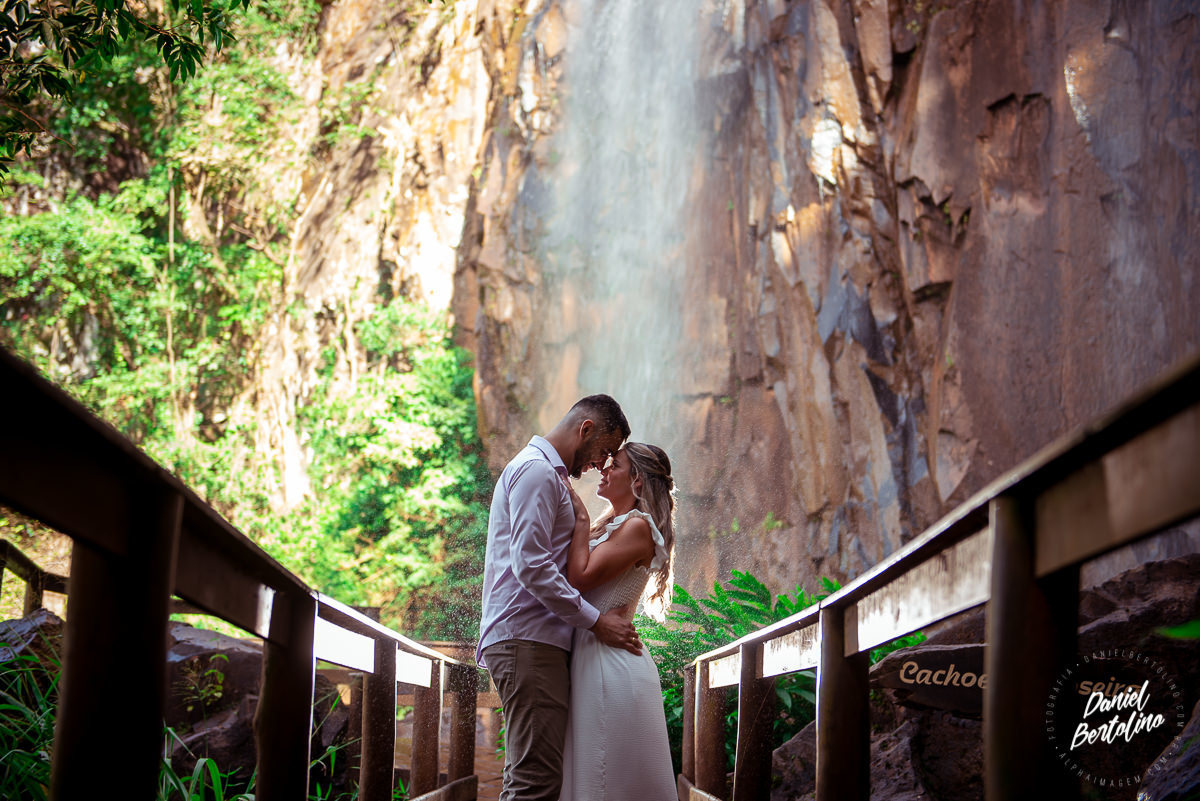 ensaio-pré-casamento-recanto-das-cachoeiras-brotas-macatuba-patricia-e-wesley