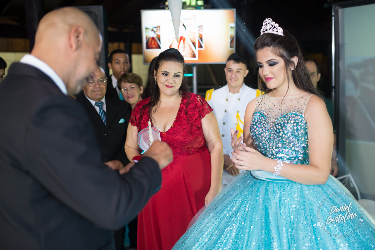 fotos-debutante-anaysa-goncalves-tuiuiu-igaracu-do-tiete