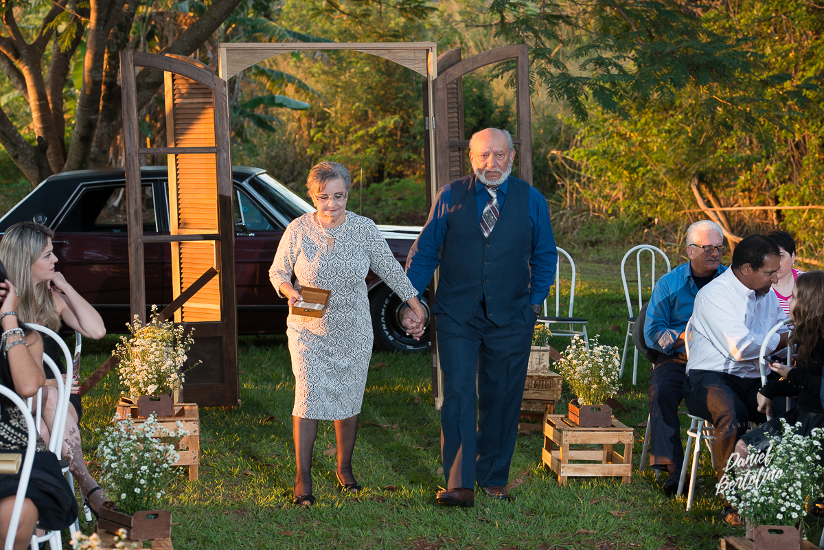 marcos-gabriel-pessoa-da-silva-e-debora-gomes-de-sousa-casamento-tuiuiu-barra-bonita