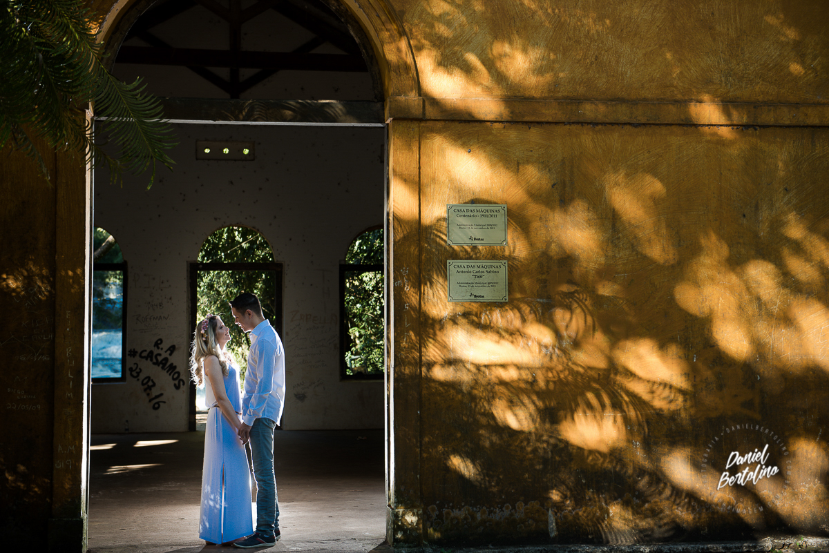 ensaio-fotográfico-pré-casamento-dani-diego-em-brotas
