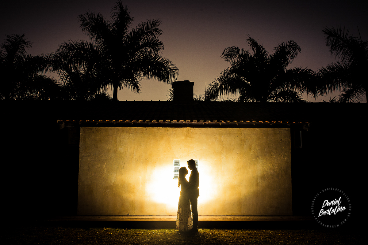ensaio-fotográfico-pré-casamento-dani-diego-em-brotas