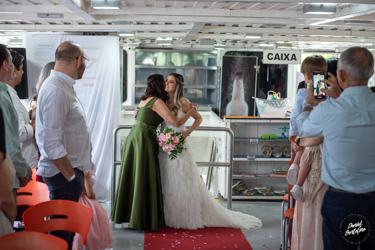 CASAMENTO BARCO XUMBURI HOTEL BARRA BONITA - GUILHERME E RAQUEL