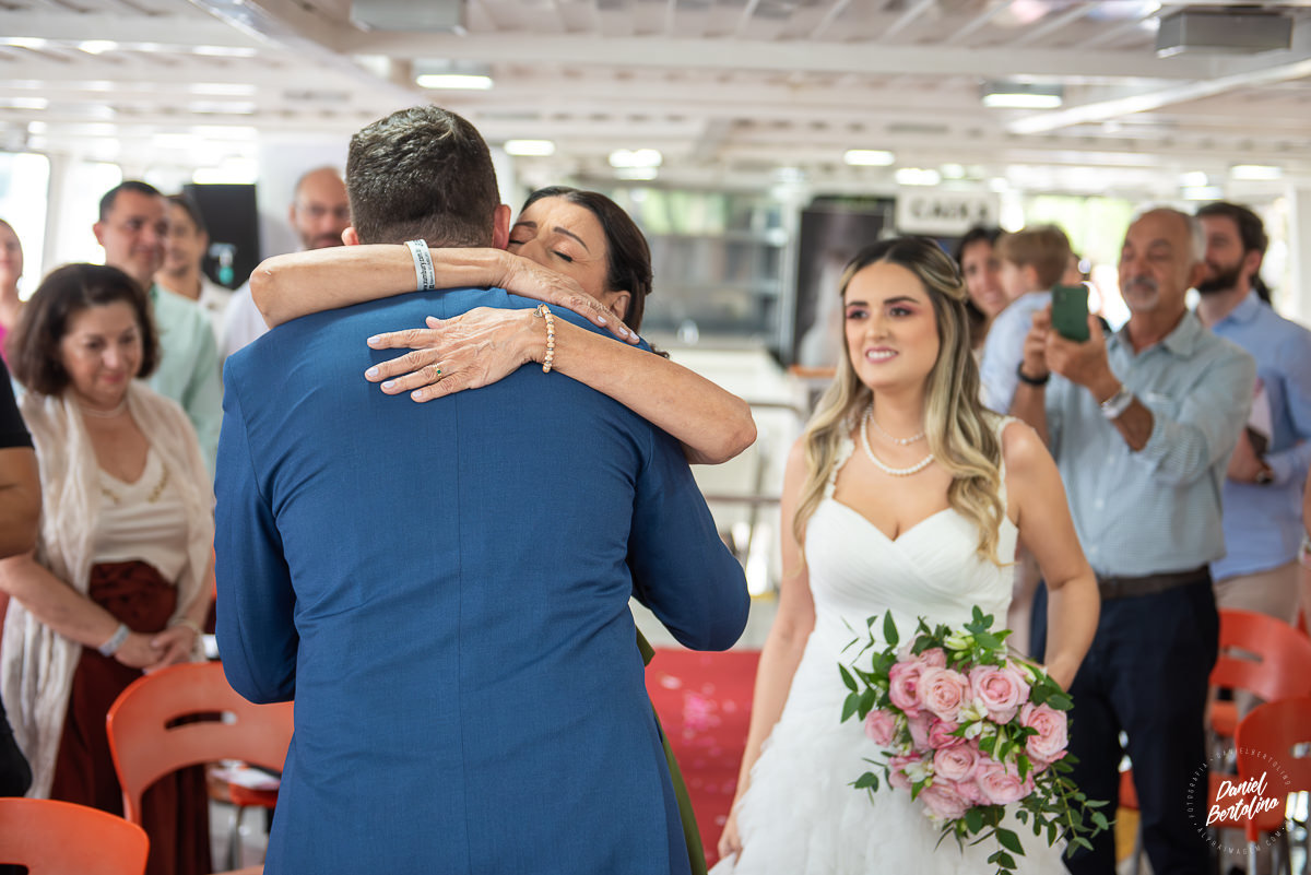 CASAMENTO BARCO XUMBURI HOTEL BARRA BONITA - GUILHERME E RAQUEL