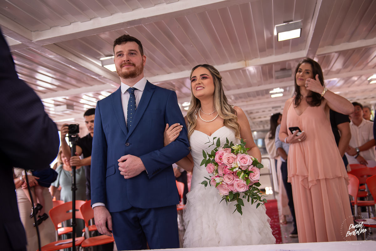 CASAMENTO BARCO XUMBURI HOTEL BARRA BONITA - GUILHERME E RAQUEL