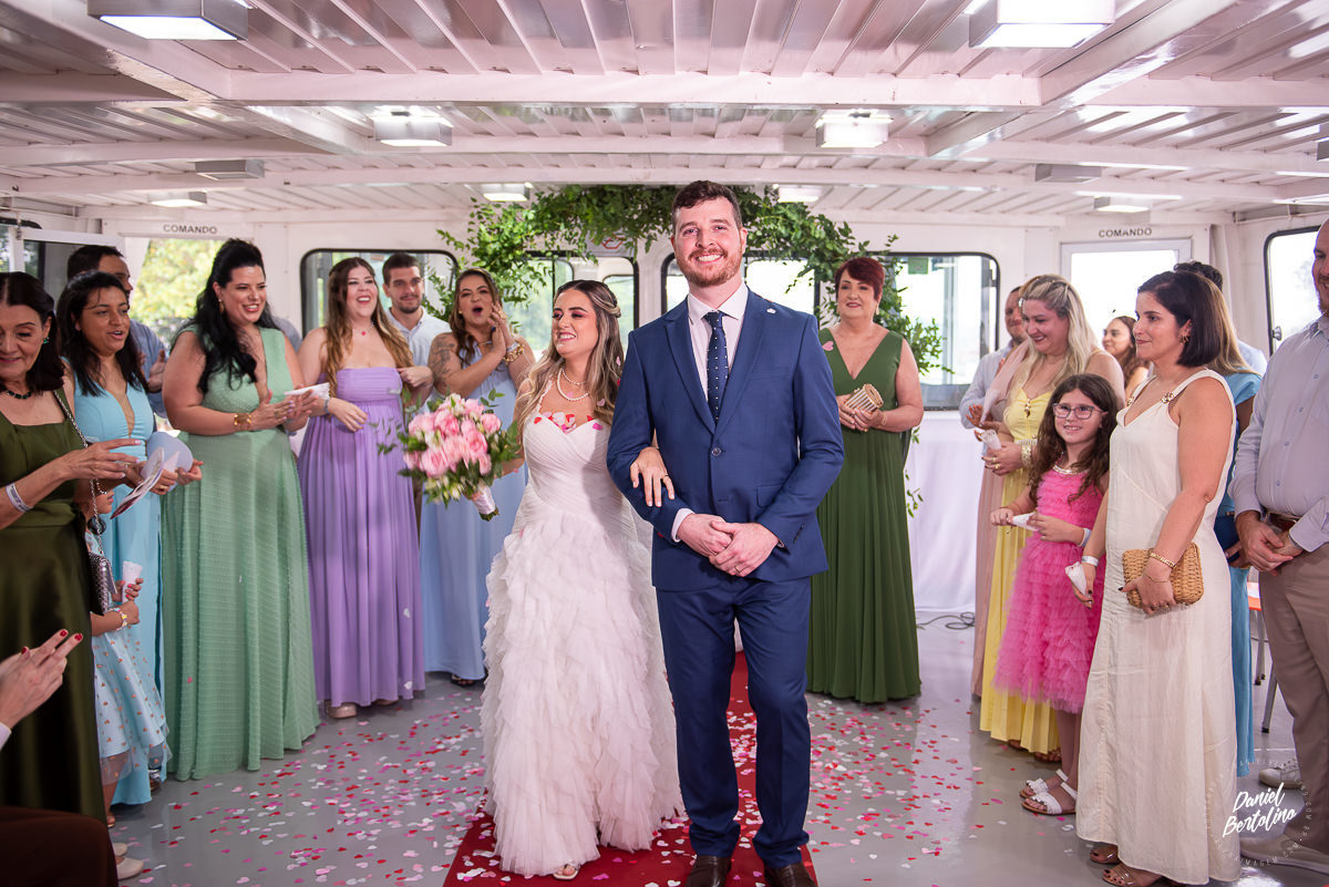 CASAMENTO BARCO XUMBURI HOTEL BARRA BONITA - GUILHERME E RAQUEL