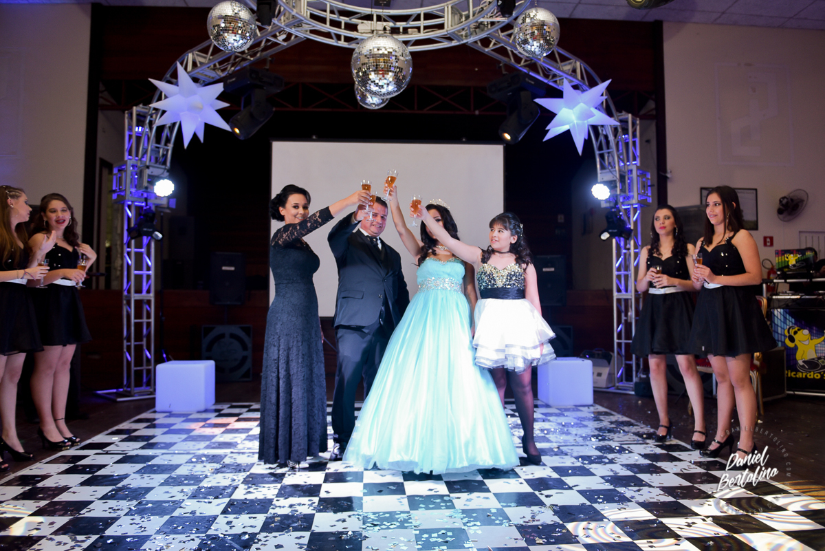 fotos-debutante-sara-honorato-barra-bonita-sp