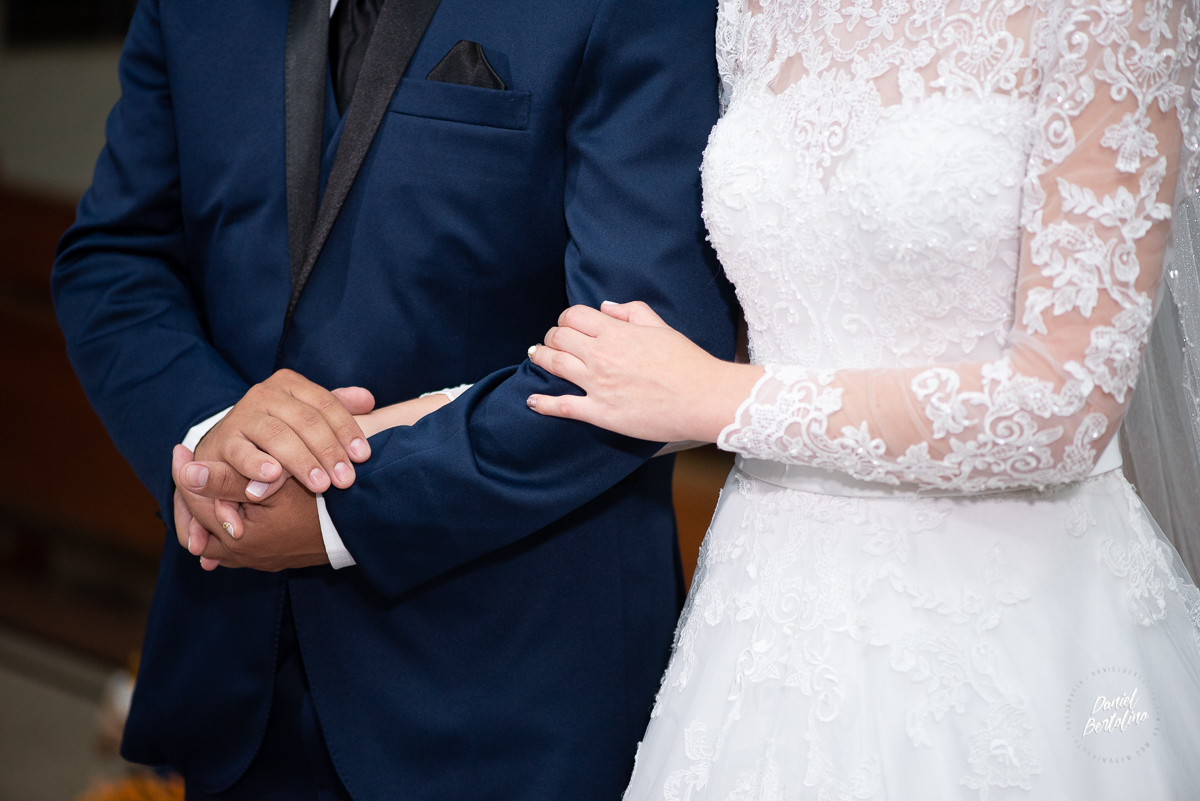 fotógrafo-barra-bonita-casamento-milena-e-maicon-igreja-matriz-de-sao-joaquim-de-igaracu-do-tiete